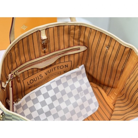 2022SS LOUIS VUITTON Louis Vuitton tote bag color rich 2022SS LOUIS VUITTON Louis Vuitton tote bag color rich