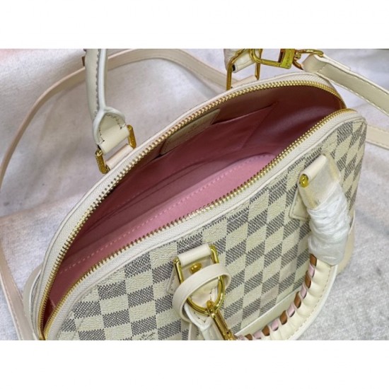 2022SS LOUIS VUITTON Shoulder bag new addition 2022SS LOUIS VUITTON Shoulder bag new addition