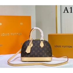 2022SS LOUIS VUITTON Shoulder bag Overwhelming luxury