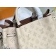 2022SS LOUIS VUITTON Louis Vuitton tote bag attention point 2022SS LOUIS VUITTON Louis Vuitton tote bag attention point