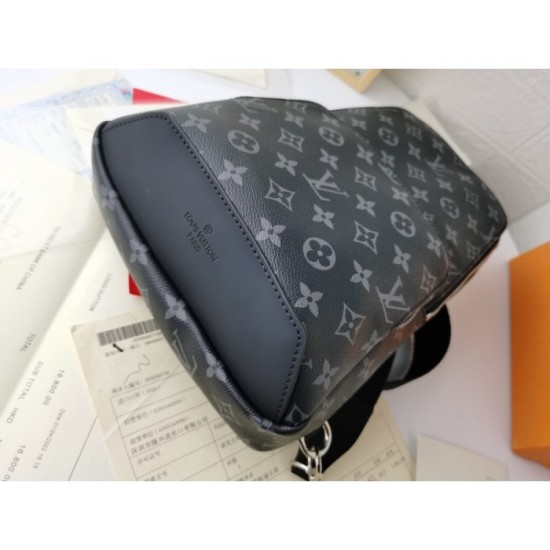 2022SS LOUIS VUITTON Shoulder bag Extremely rare product 2022SS LOUIS VUITTON Shoulder bag Extremely rare product