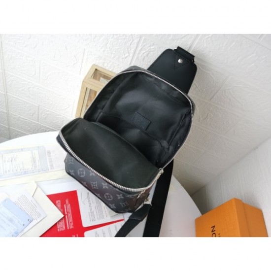 2022SS LOUIS VUITTON Shoulder bag Extremely rare product 2022SS LOUIS VUITTON Shoulder bag Extremely rare product