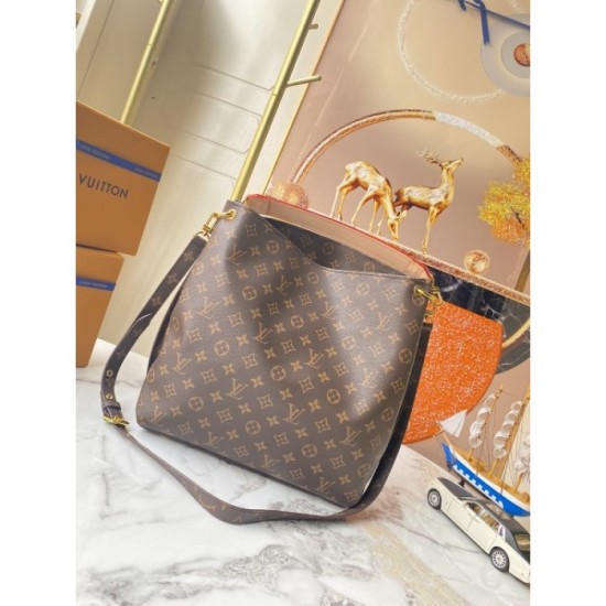 2022SS LOUIS VUITTON Shoulder bag Difficult to obtain in Japan 2022SS LOUIS VUITTON Shoulder bag Difficult to obtain in Japan