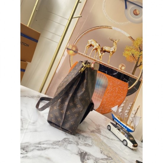 2022SS LOUIS VUITTON Shoulder bag Difficult to obtain in Japan 2022SS LOUIS VUITTON Shoulder bag Difficult to obtain in Japan