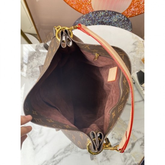2022SS LOUIS VUITTON Shoulder bag Difficult to obtain in Japan 2022SS LOUIS VUITTON Shoulder bag Difficult to obtain in Japan