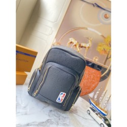 2022SS LOUIS VUITTON Louis Vuitton backpack limited time offer