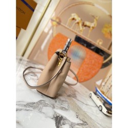 2022SS LOUIS VUITTON Shoulder bag favorite brand