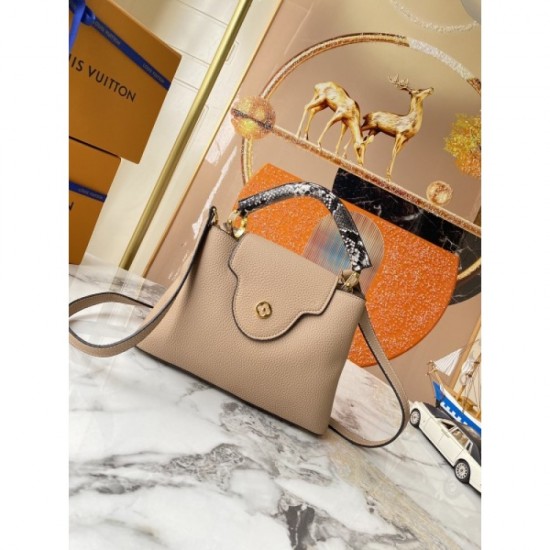 2022SS LOUIS VUITTON Shoulder bag favorite brand 2022SS LOUIS VUITTON Shoulder bag favorite brand
