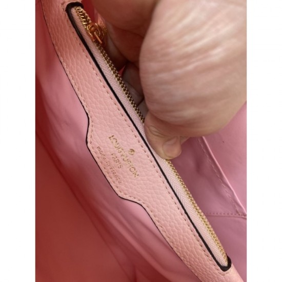 2022SS LOUIS VUITTON Shoulder bag sold out required 2022SS LOUIS VUITTON Shoulder bag sold out required