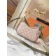 2022SS LOUIS VUITTON Shoulder bag New sold out one after another 2022SS LOUIS VUITTON Shoulder bag New sold out one after another