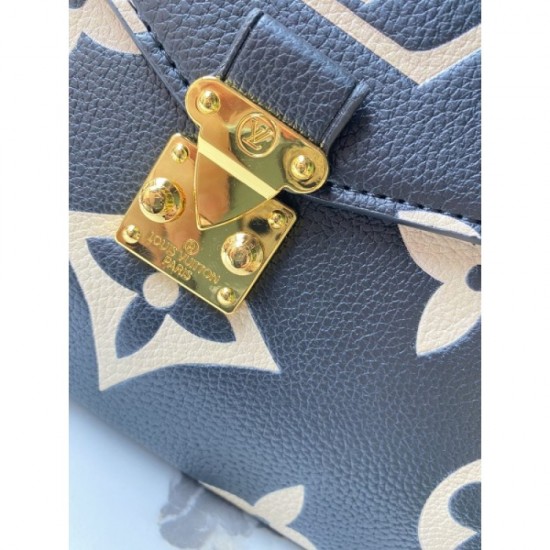 2022SS LOUIS VUITTON Shoulder bag Iwata's favorite 2022SS LOUIS VUITTON Shoulder bag Iwata's favorite