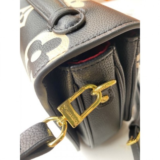 2022SS LOUIS VUITTON Shoulder bag Iwata's favorite 2022SS LOUIS VUITTON Shoulder bag Iwata's favorite