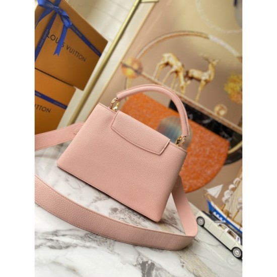 2022SS LOUIS VUITTON Shoulder bag I definitely want this summer 2022SS LOUIS VUITTON Shoulder bag I definitely want this summer