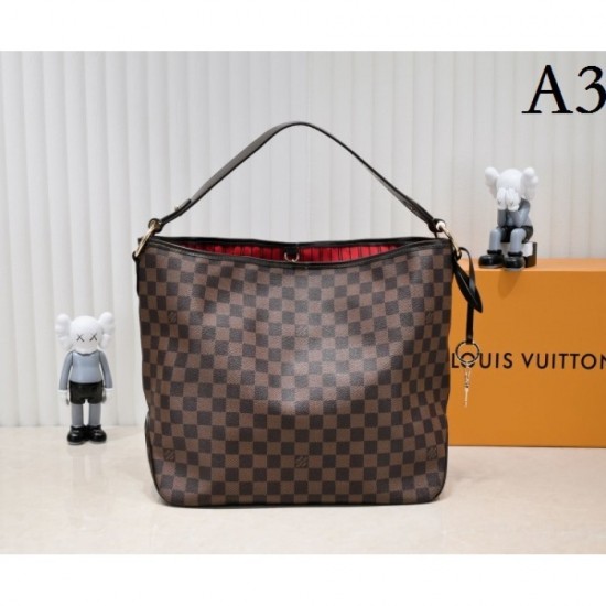 2022SS LOUIS VUITTON Louis Vuitton Tote Bag Spring Summer Trend 2022SS LOUIS VUITTON Louis Vuitton Tote Bag Spring Summer Trend