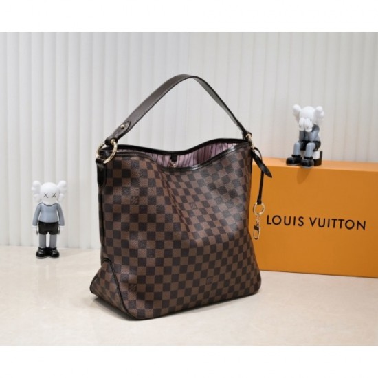 2022SS LOUIS VUITTON Louis Vuitton Tote Bag Spring Summer Trend 2022SS LOUIS VUITTON Louis Vuitton Tote Bag Spring Summer Trend