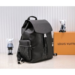 2022SS LOUIS VUITTON Louis Vuitton backpack color is also popular