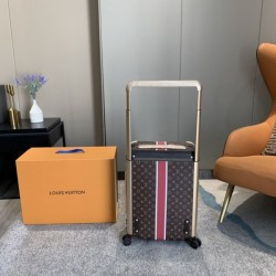 2022SS LOUIS VUITTON Louis Vuitton travel bag classic style