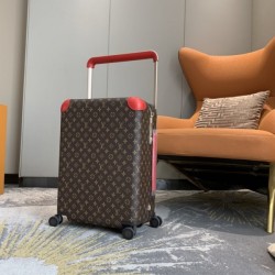 2022SS LOUIS VUITTON Louis Vuitton travel bag recommended coordination