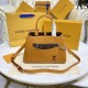 2022SS LOUIS VUITTON Shoulder bag Nice design 2022SS LOUIS VUITTON Shoulder bag Nice design