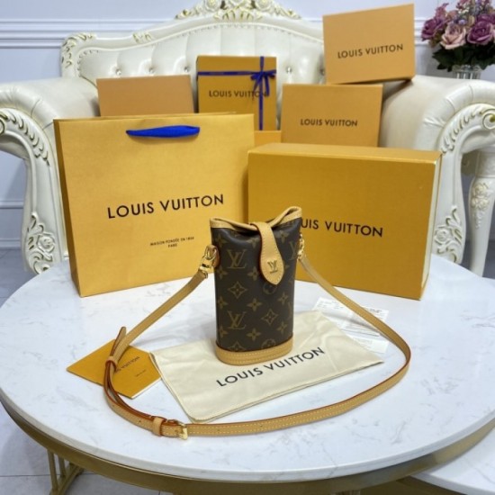 2022SS LOUIS VUITTON Shoulder bag Adult feeling 2022SS LOUIS VUITTON Shoulder bag Adult feeling