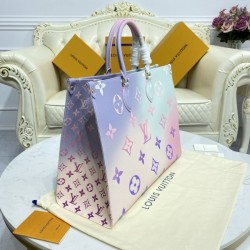 2022SS LOUIS VUITTON Louis Vuitton tote bag fashionable advanced