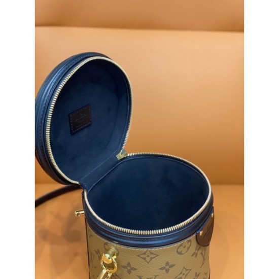 2022SS LOUIS VUITTON Louis Vuitton tote bag boasts high quality 2022SS LOUIS VUITTON Louis Vuitton tote bag boasts high quality