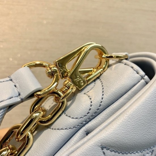 2022SS LOUIS VUITTON Shoulder bag Long-awaited product 2022SS LOUIS VUITTON Shoulder bag Long-awaited product