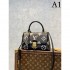 2022SS LOUIS VUITTON Shoulder bag The texture is exquisite