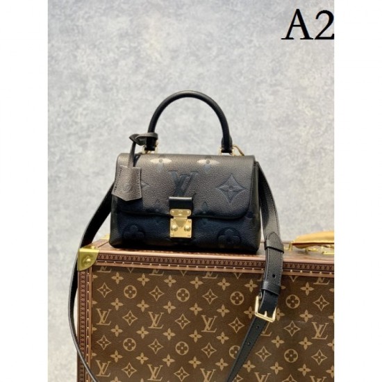 2022SS LOUIS VUITTON Shoulder bag The texture is exquisite 2022SS LOUIS VUITTON Shoulder bag The texture is exquisite