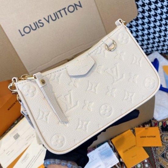2022SS LOUIS VUITTON Shoulder bag Advanced design 2022SS LOUIS VUITTON Shoulder bag Advanced design