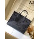 LOUIS VUITTON Louis Vuitton Tote Bag 2022SS Great presence style LOUIS VUITTON Louis Vuitton Tote Bag 2022SS Great presence style