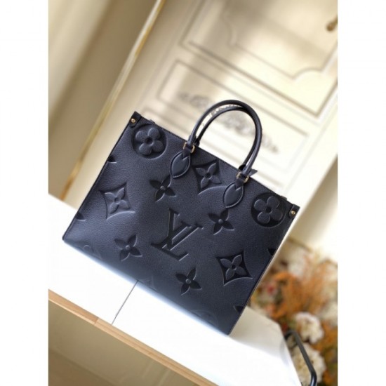 LOUIS VUITTON Louis Vuitton Tote Bag 2022SS Great presence style LOUIS VUITTON Louis Vuitton Tote Bag 2022SS Great presence style