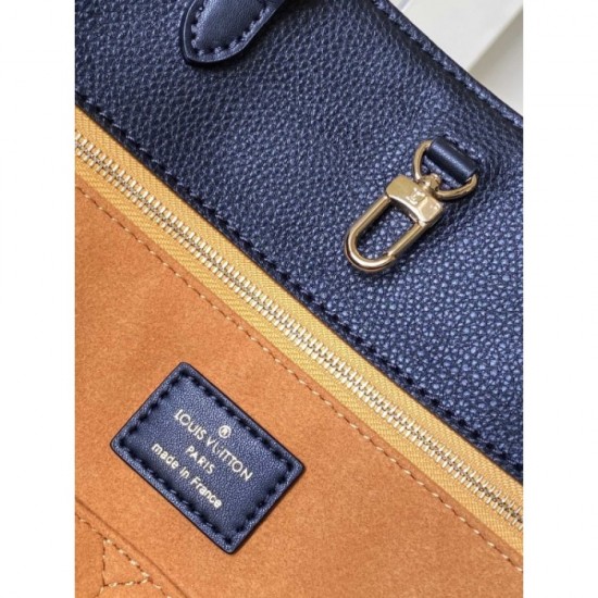 LOUIS VUITTON Louis Vuitton Tote Bag 2022SS Great presence style LOUIS VUITTON Louis Vuitton Tote Bag 2022SS Great presence style