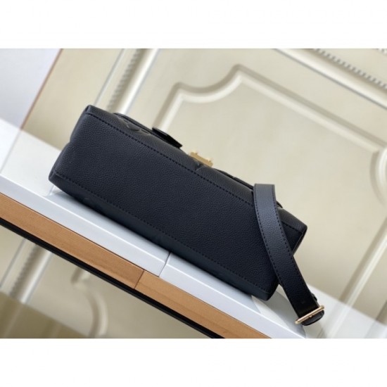 The arrival that is nice by LOUIS VUITTON Louis Vuitton tote bag 2022SS sale The arrival that is nice by LOUIS VUITTON Louis Vuitton tote bag 2022SS sale