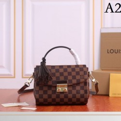 LOUIS VUITTON Louis Vuitton shoulder bag 2022SS main item