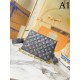LOUIS VUITTON Louis Vuitton shoulder bag 2022SS limited gift LOUIS VUITTON Louis Vuitton shoulder bag 2022SS limited gift