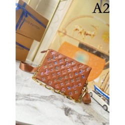 LOUIS VUITTON Louis Vuitton shoulder bag 2022SS limited gift