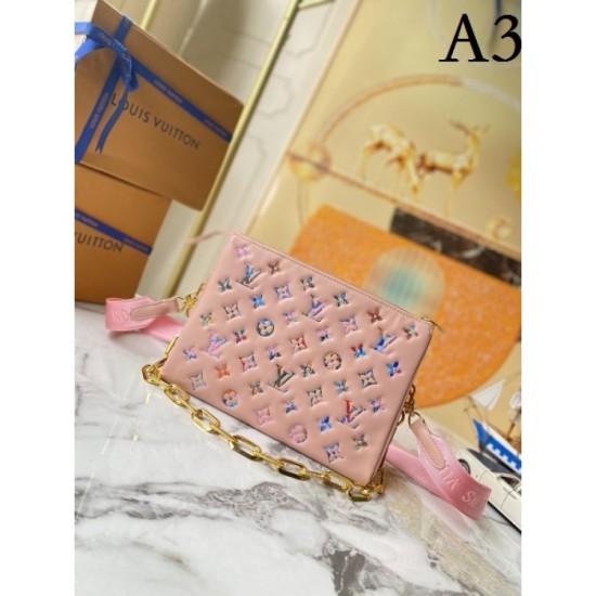 LOUIS VUITTON Louis Vuitton shoulder bag 2022SS limited gift LOUIS VUITTON Louis Vuitton shoulder bag 2022SS limited gift