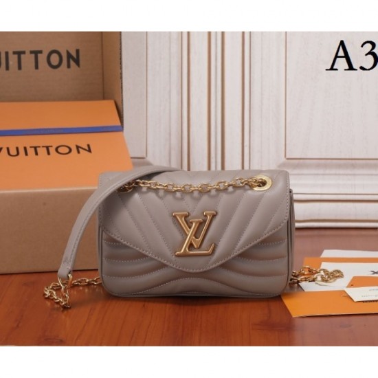 LOUIS VUITTON Louis Vuitton shoulder bag 2022SS loyal users are appearing one after another LOUIS VUITTON Louis Vuitton shoulder bag 2022SS loyal users are appearing one after another