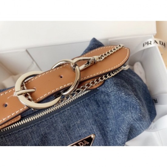 2022SS PRADA Prada Shoulder Bag Ends as soon as sold out First come, first served 2022SS PRADA Prada Shoulder Bag Ends as soon as sold out First come, first served