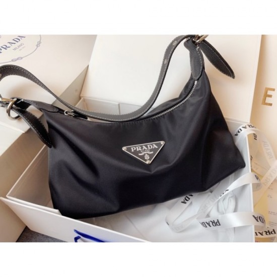 2022SS PRADA Prada Shoulder Bag Latest ☆ Popular ☆ Hot topic 2022SS PRADA Prada Shoulder Bag Latest ☆ Popular ☆ Hot topic