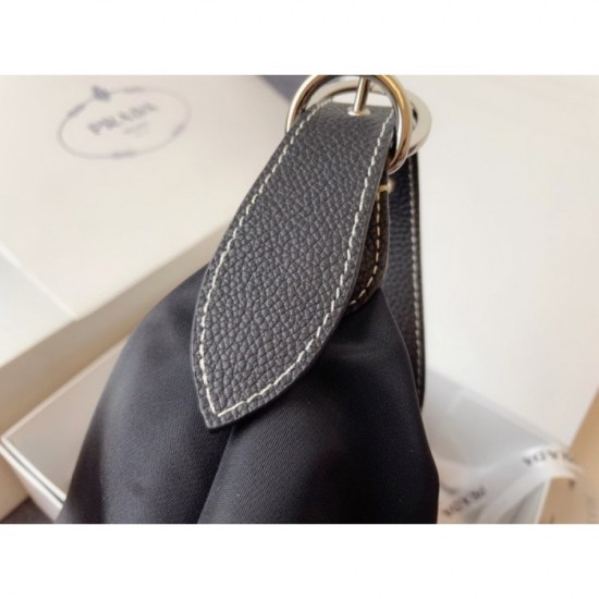 2022SS PRADA Prada Shoulder Bag Latest ☆ Popular ☆ Hot topic 2022SS PRADA Prada Shoulder Bag Latest ☆ Popular ☆ Hot topic