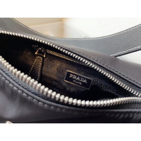 2022SS PRADA Prada Shoulder Bag Latest ☆ Popular ☆ Hot topic 2022SS PRADA Prada Shoulder Bag Latest ☆ Popular ☆ Hot topic