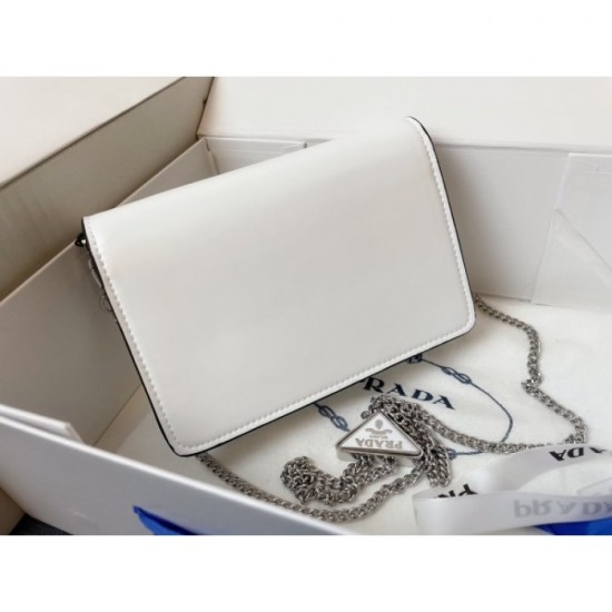 2022SS PRADA Prada Shoulder Bag Hottest Domestic Sold Out Limited quantity 2022SS PRADA Prada Shoulder Bag Hottest Domestic Sold Out Limited quantity