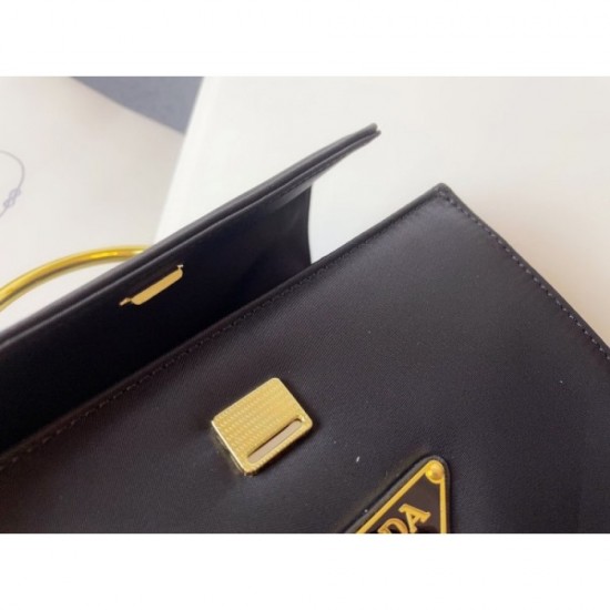 2022SS PRADA Prada Tote Bag Perfect for summer outfits 2022SS PRADA Prada Tote Bag Perfect for summer outfits