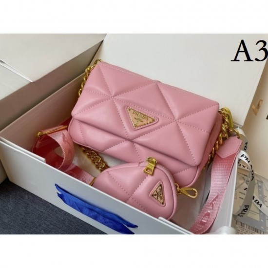 2022SS PRADA Prada Shoulder Bag Small quantity in stock ☆ Limited model 2022SS PRADA Prada Shoulder Bag Small quantity in stock ☆ Limited model