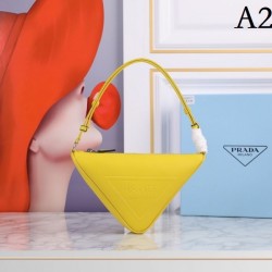 PRADA Prada Tote Bag 2022SS Celebrities are crazy brand new