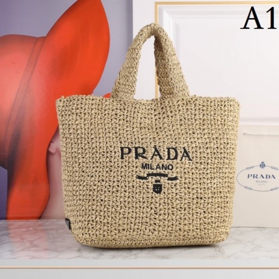 PRADA Prada Tote Bag 2022SS Magazines are also featured in many new works PRADA Prada Tote Bag 2022SS Magazines are also featured in many new works