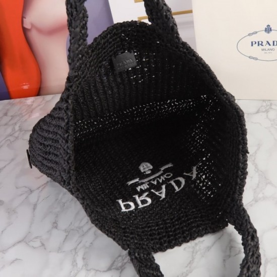 PRADA Prada Tote Bag 2022SS Magazines are also featured in many new works PRADA Prada Tote Bag 2022SS Magazines are also featured in many new works