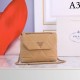 PRADA Prada shoulder bag 2022SS transformed into a beautiful outfit PRADA Prada shoulder bag 2022SS transformed into a beautiful outfit